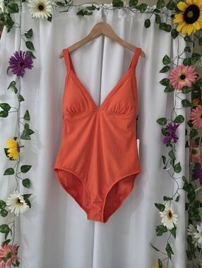 Shade & Shore Womens' Bright Orange Ribbed One-Piece Swimsuit Sizs M NEW